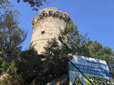Tour génoise de Capu Neru (Capo Nero)